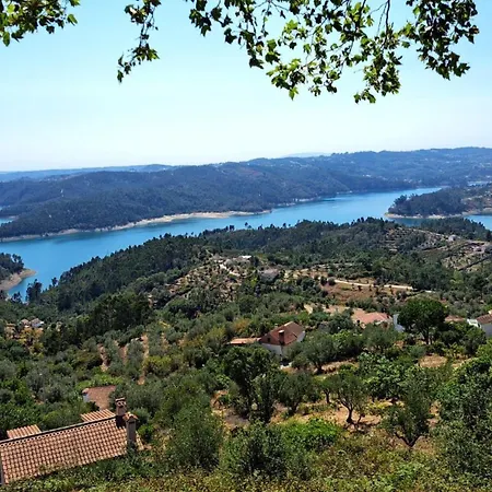 Visitar-bioucas-ii-al-q-casa-tradicional-familiar-rnal-30294-al * Souto (Santarem)